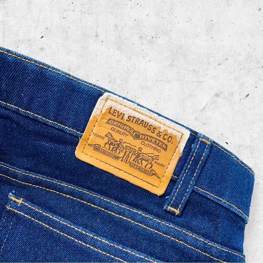 Vtg 80s Levi's 547 Gold Tab Dark Wash, Relaxed Flare, Stretch, Hippie 70s, 36 - Picture 7 of 9